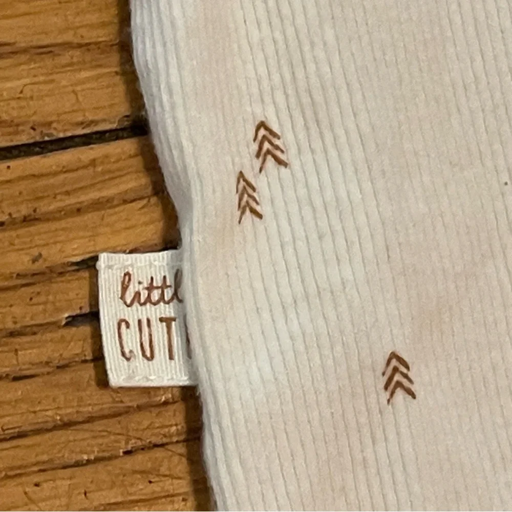 Carter's Sleeveless Bodysuit with Cute Print